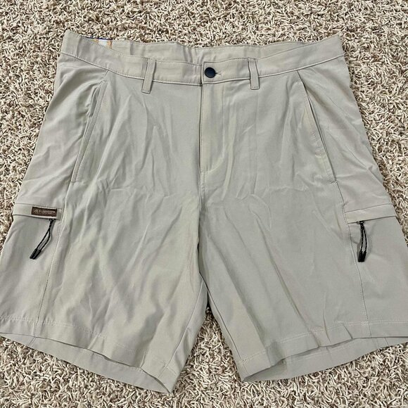 Legendary Outfitters Men’s Soft Cargo Tech Shorts Tan, Size 36 (New) - Picture 1 of 12